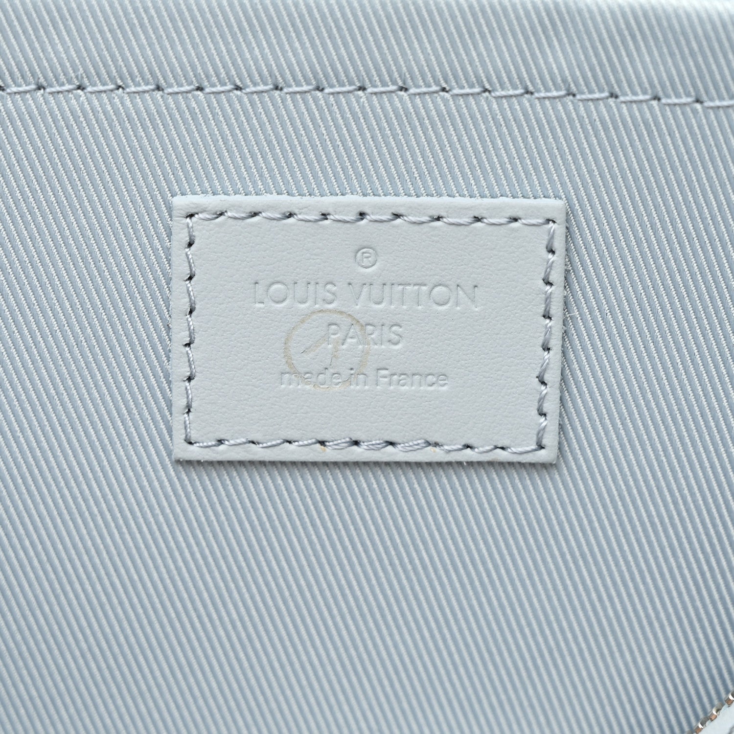Grained Calfskin Aerogram City Keepall Cloud Blue