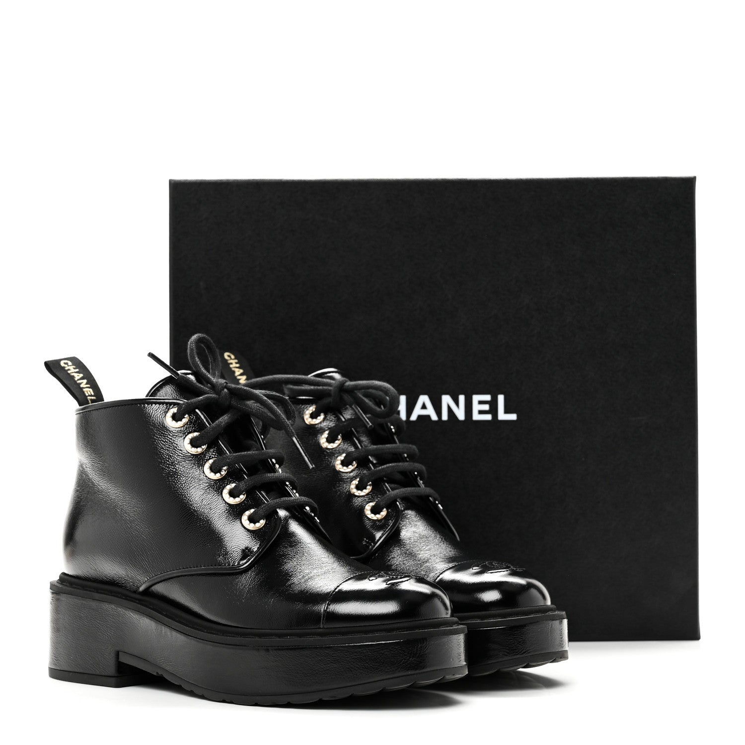 Shiny Calfskin Pearl Lace Up Combat Short Boots 38 Black