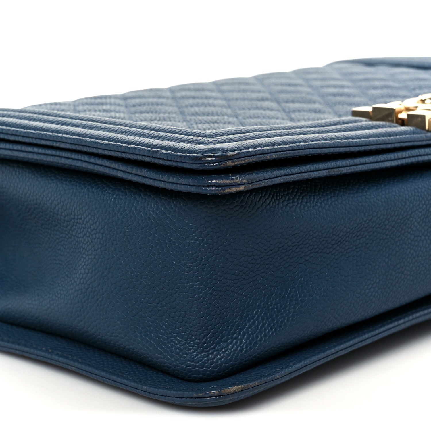 Caviar Quilted New Medium Boy Flap Blue
