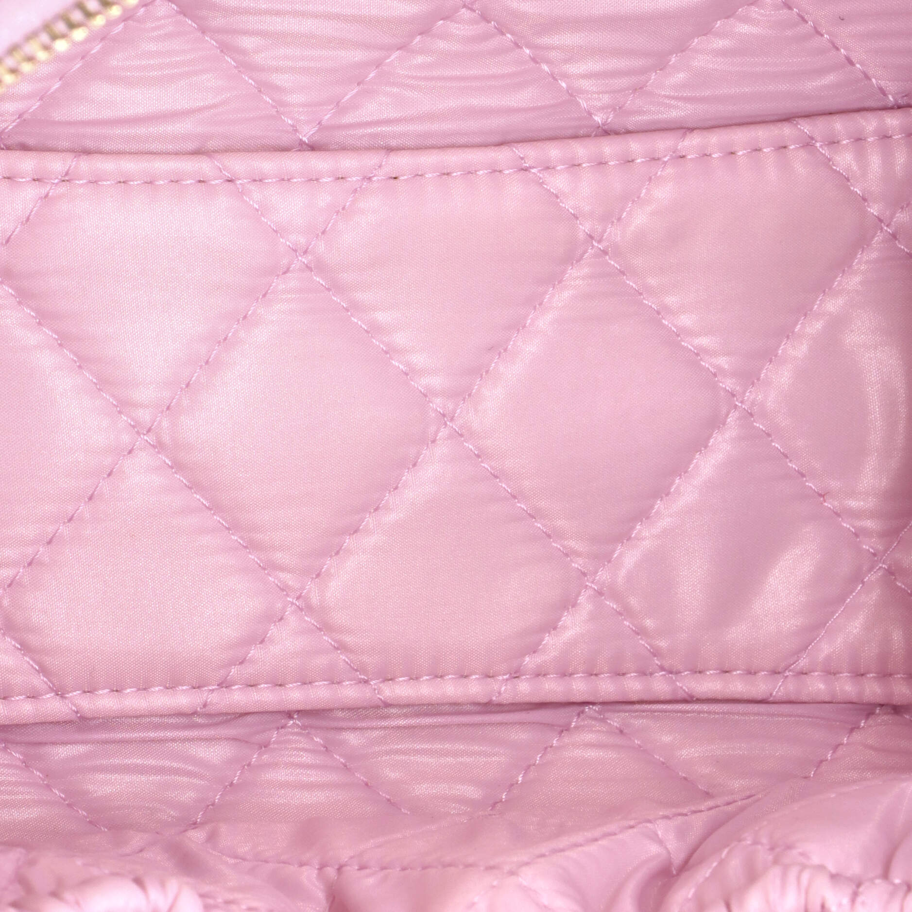 CC Cosmetic Pouch Quilted Caviar