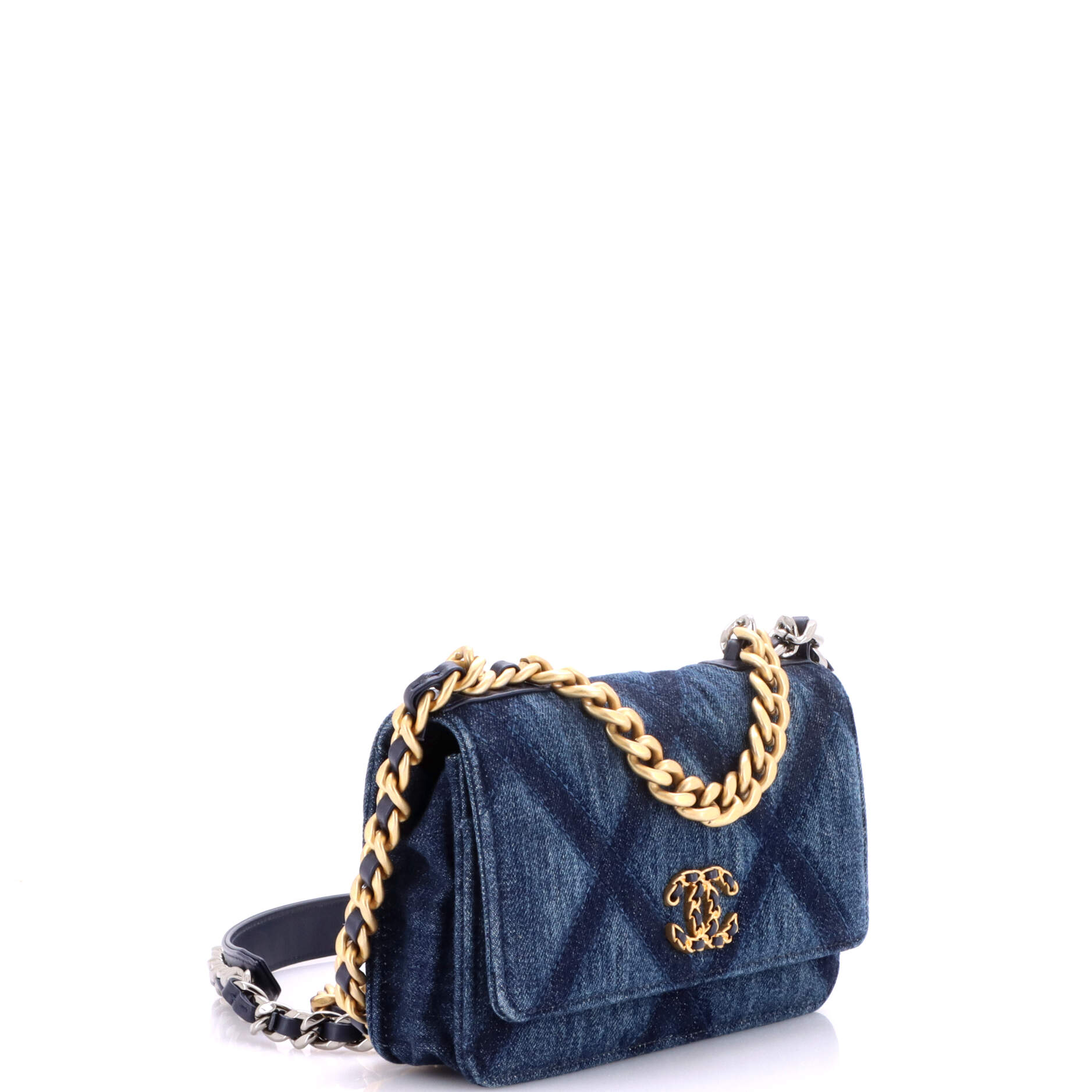 19 Wallet on Chain Quilted Denim