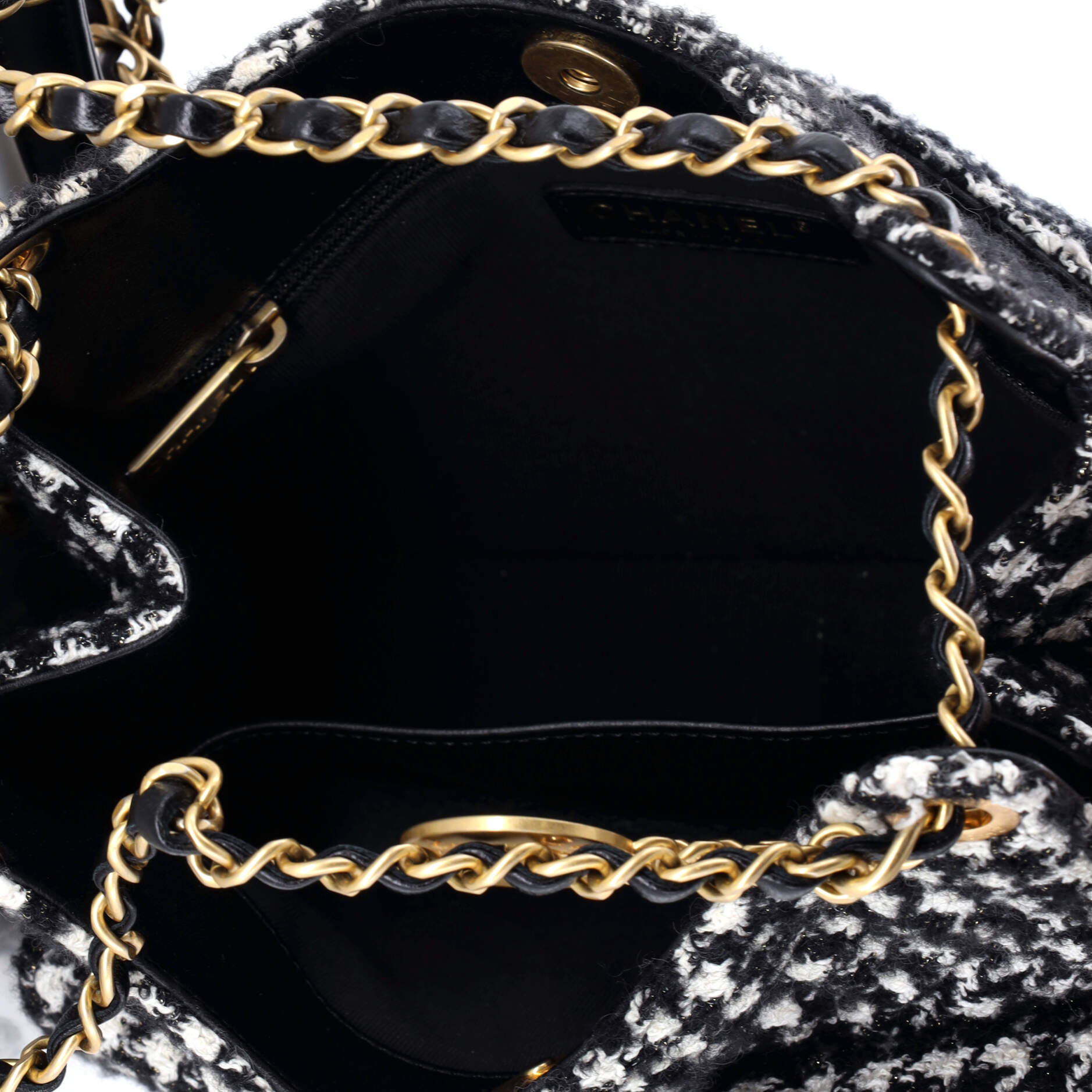 Wavy CC Hobo Quilted Tweed Medium