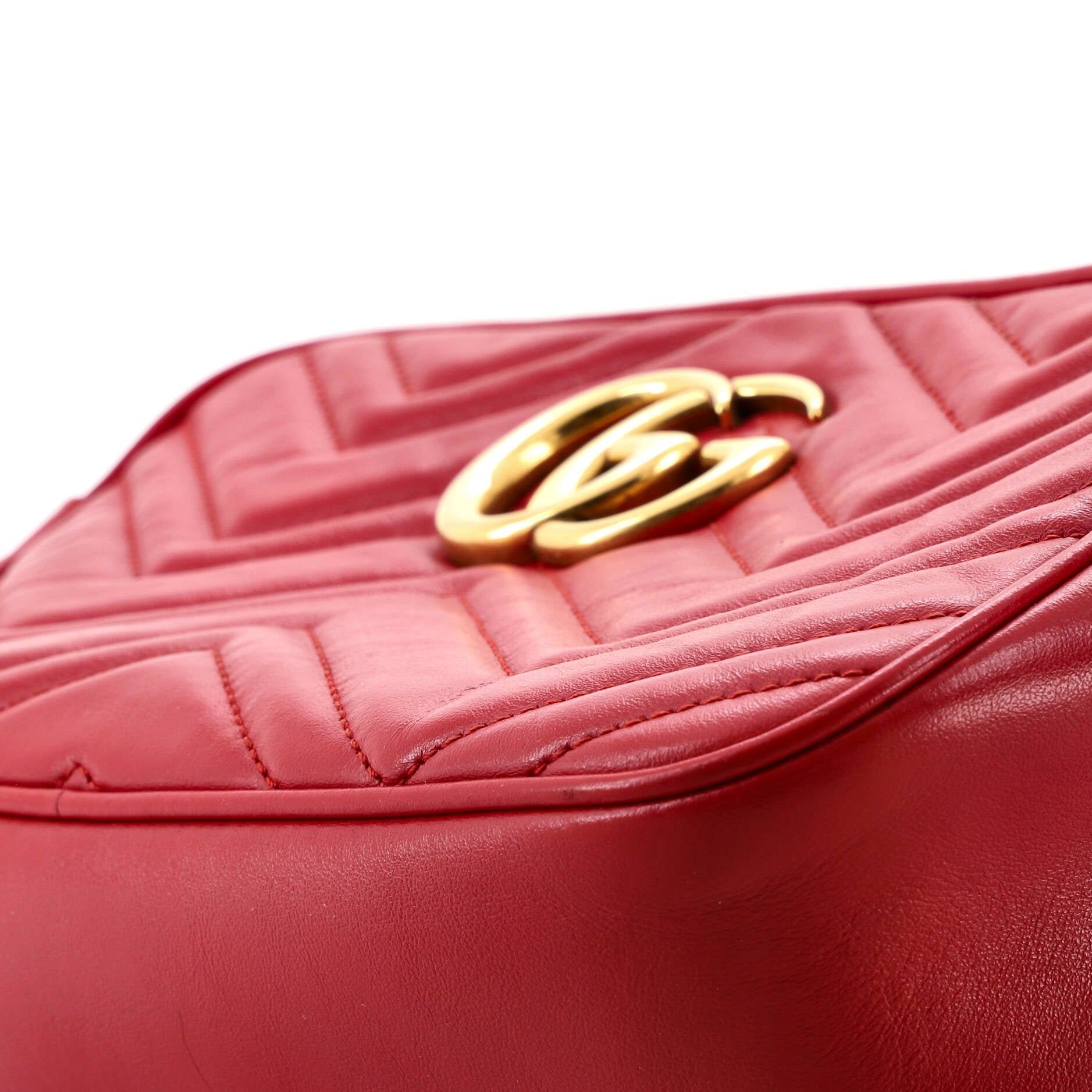 GG Marmont Shoulder Bag Matelasse Leather Small