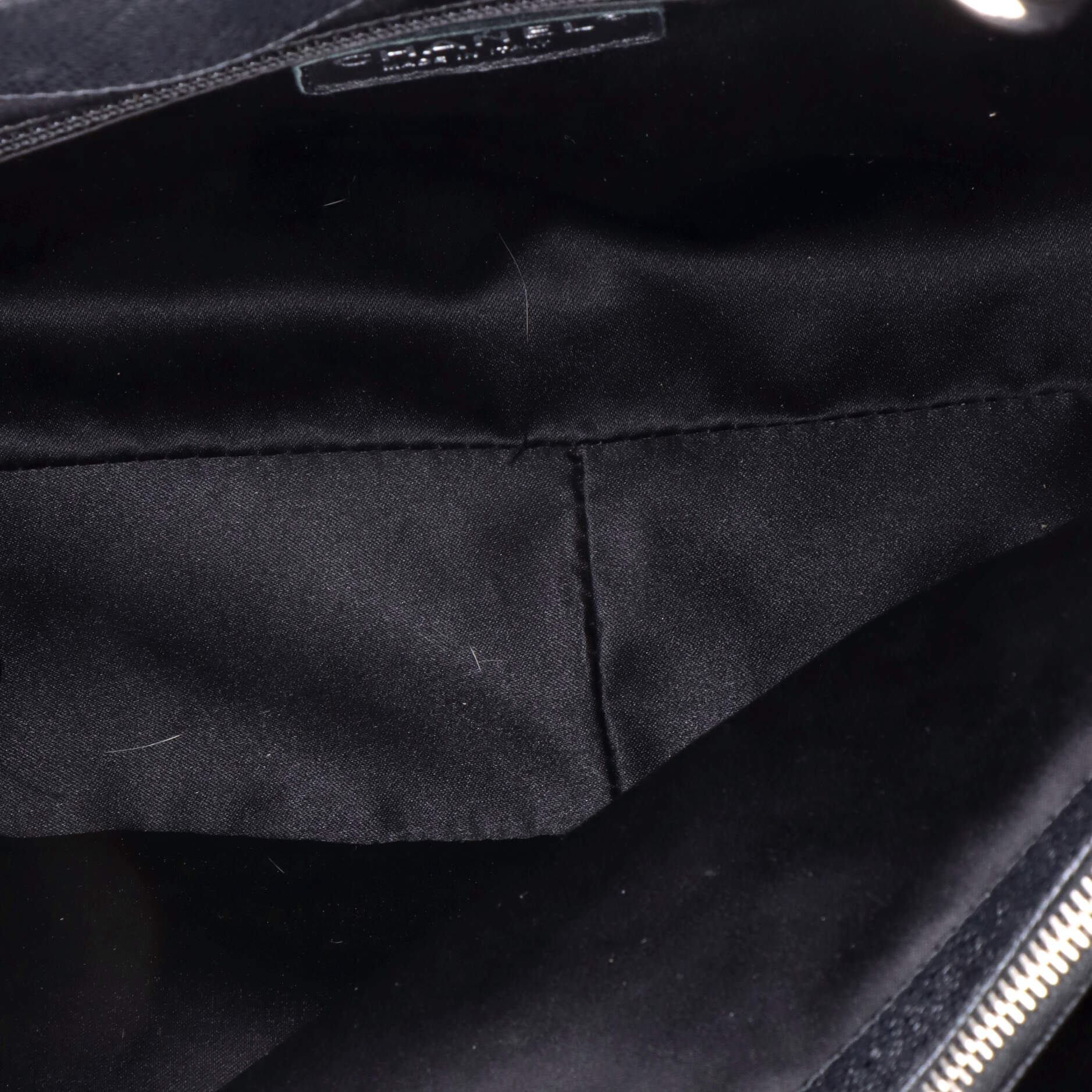 Grand Shopping Tote Quilted Caviar XL