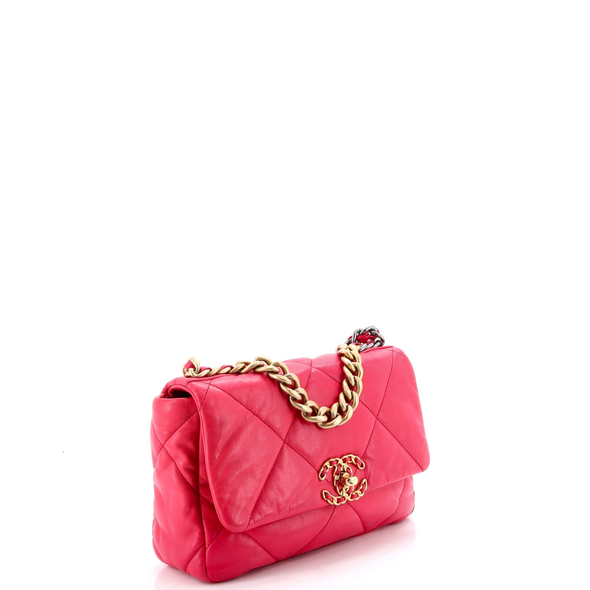 19 Flap Bag Quilted Leather Medium