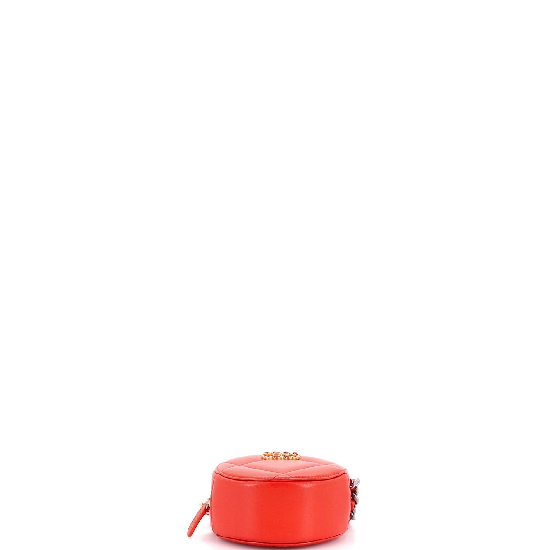 19 Round Clutch with Chain Quilted Leather