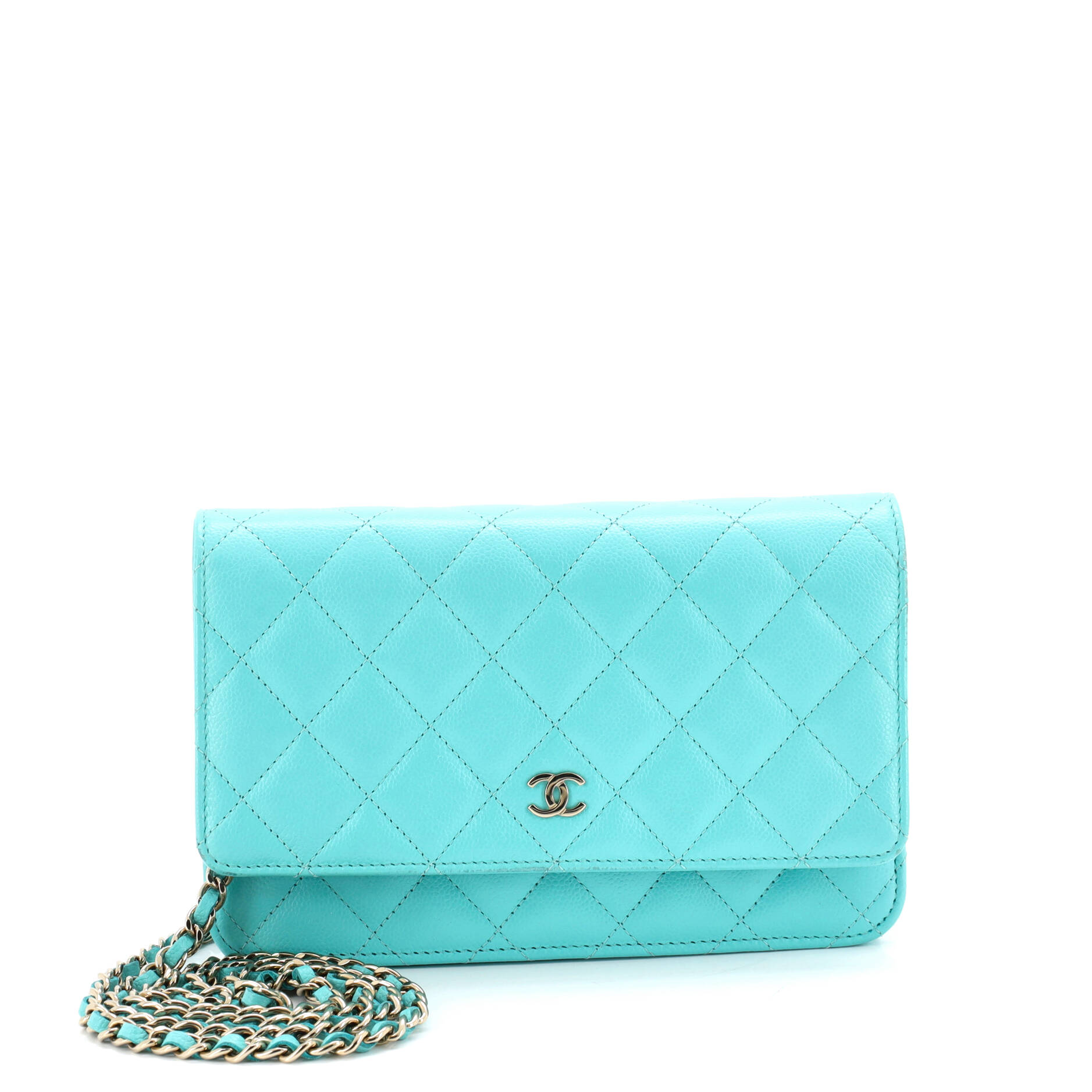 Wallet on Chain Quilted Caviar