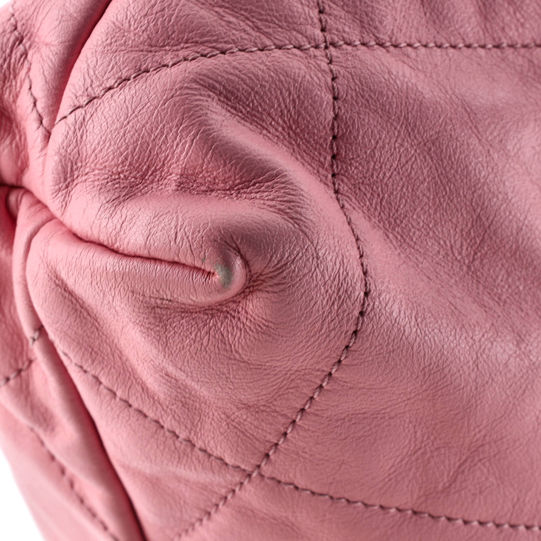 22 Chain Hobo Quilted Calfskin Small