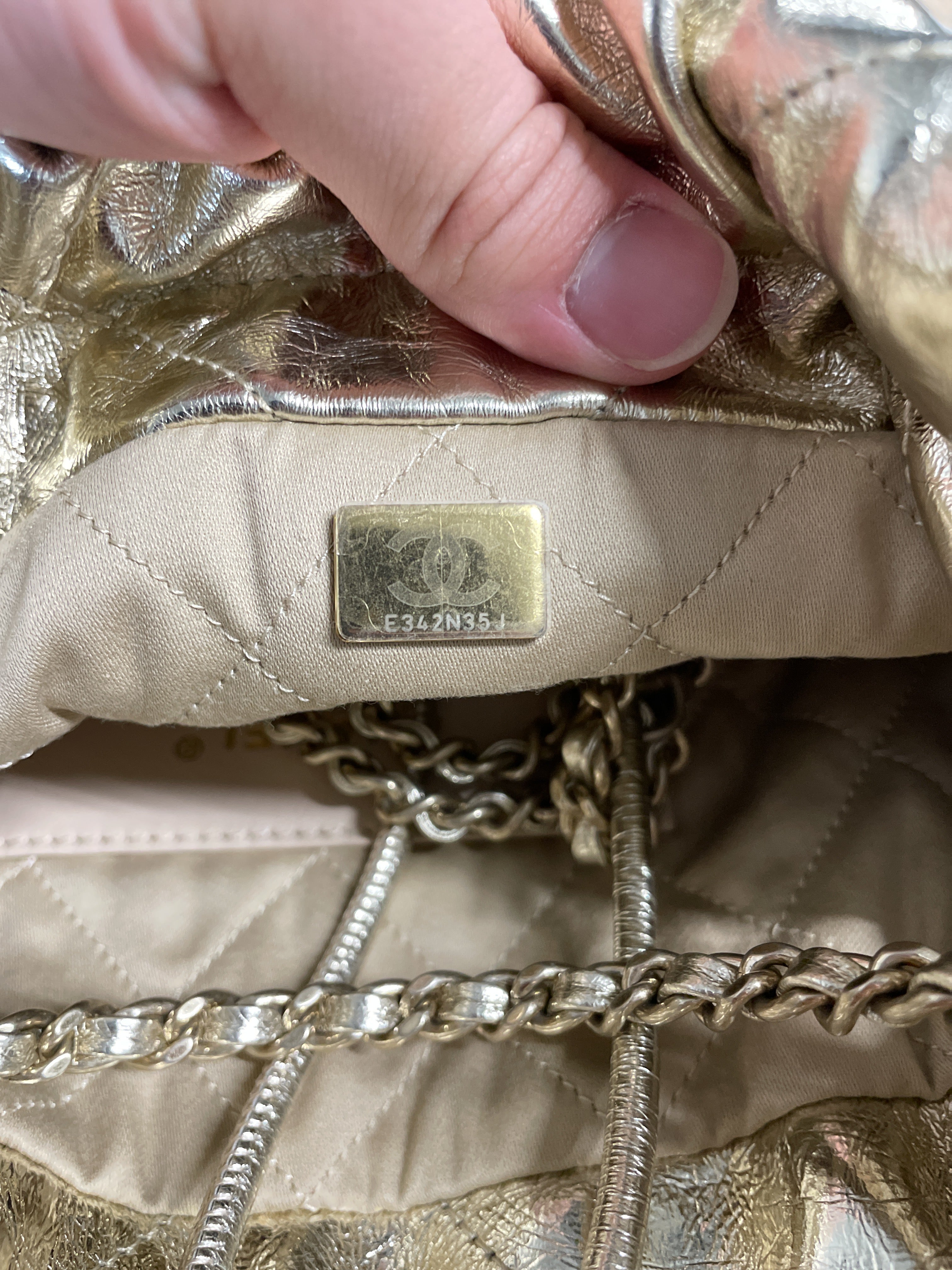 22 Chain Hobo Quilted Calfskin Mini