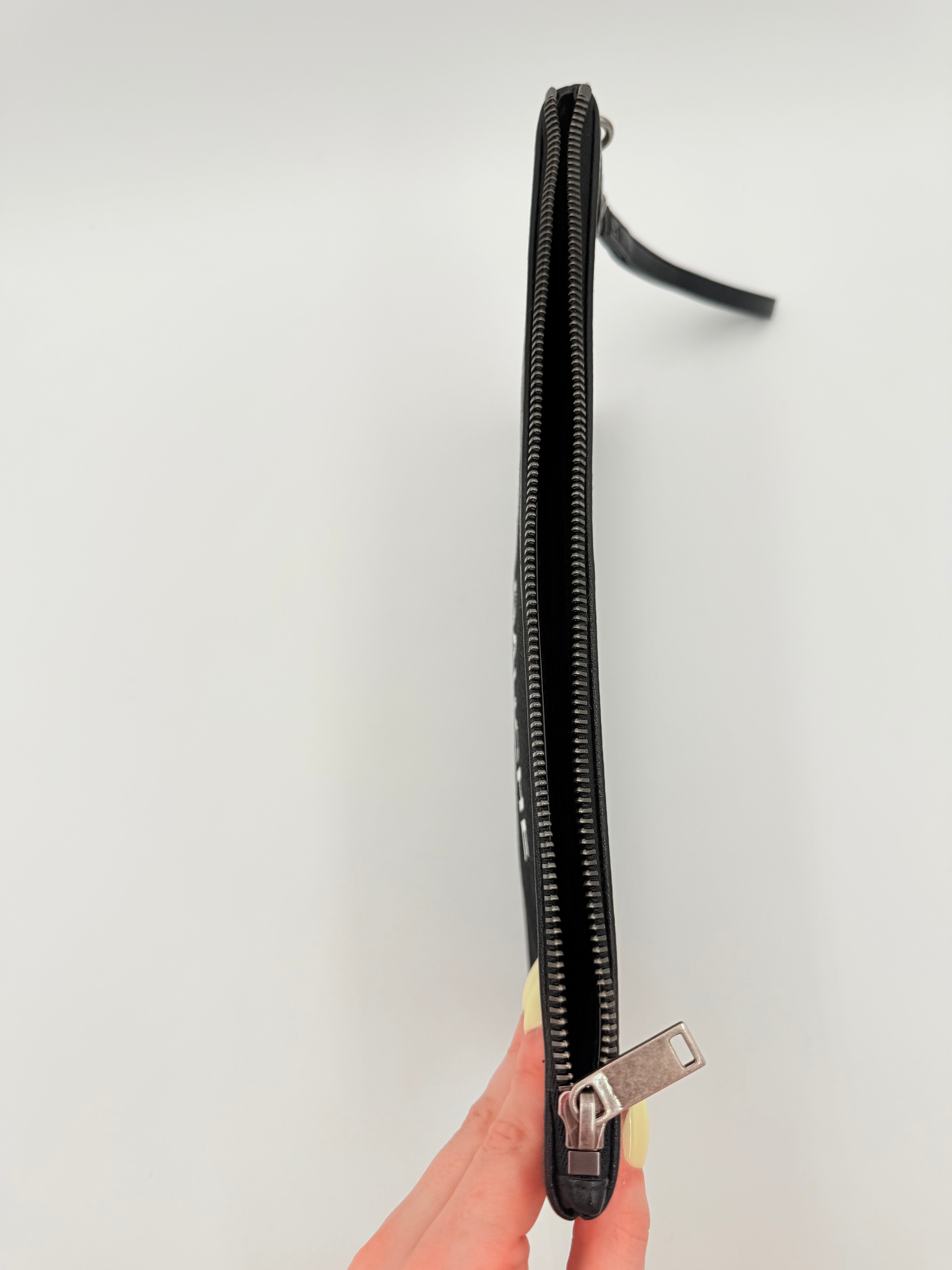 Clutch Luxury Designer By Yves Saint Laurent In Black & White, Size:Large