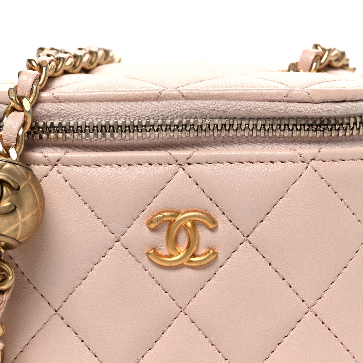 Lambskin Quilted Pearl Crush Mini Vanity Case With Chain Light Beige