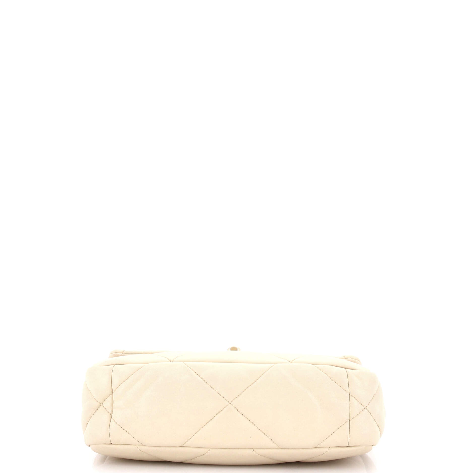19 Flap Bag Quilted Leather Medium