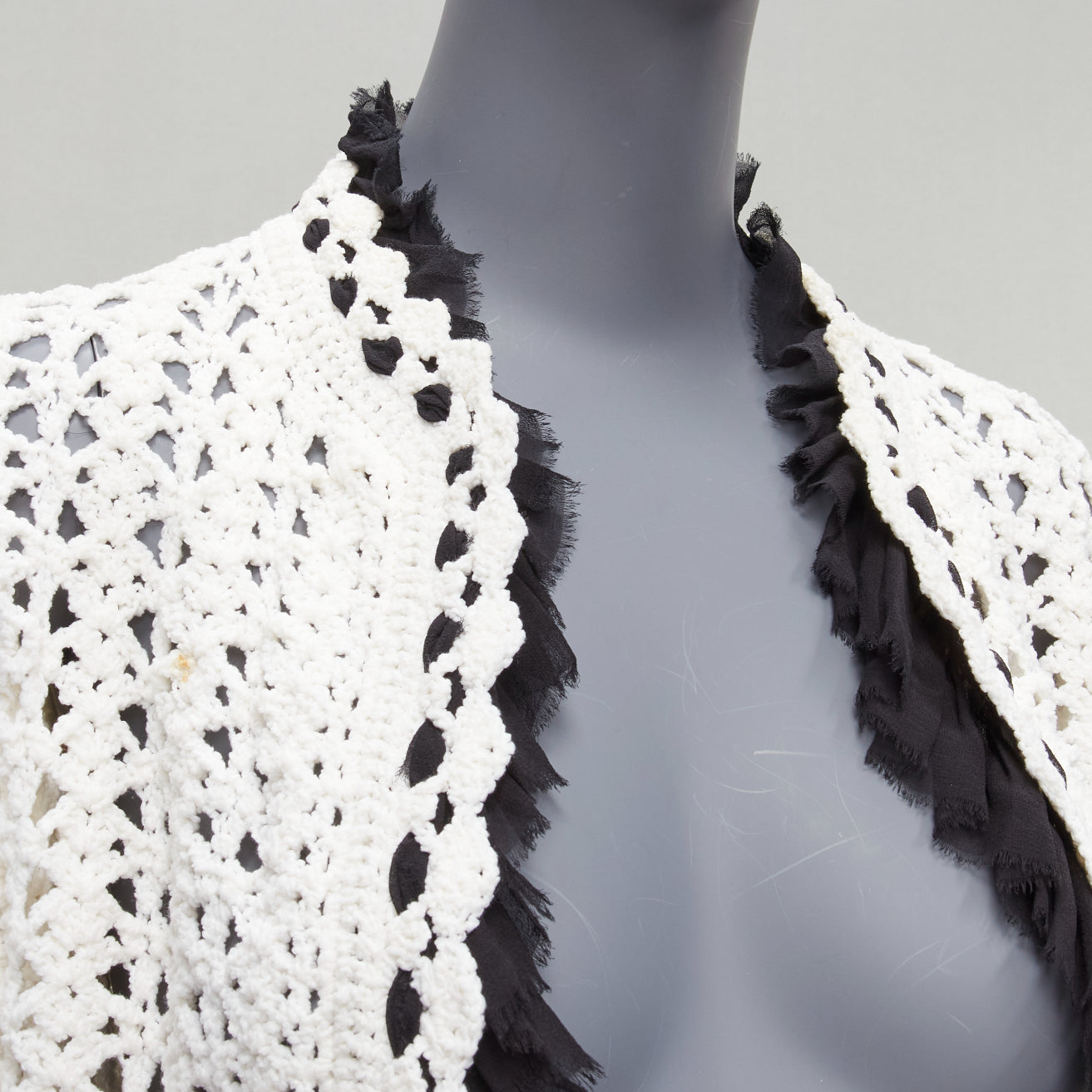 Women's Chanel crochet knitsilk trim cardigan coat