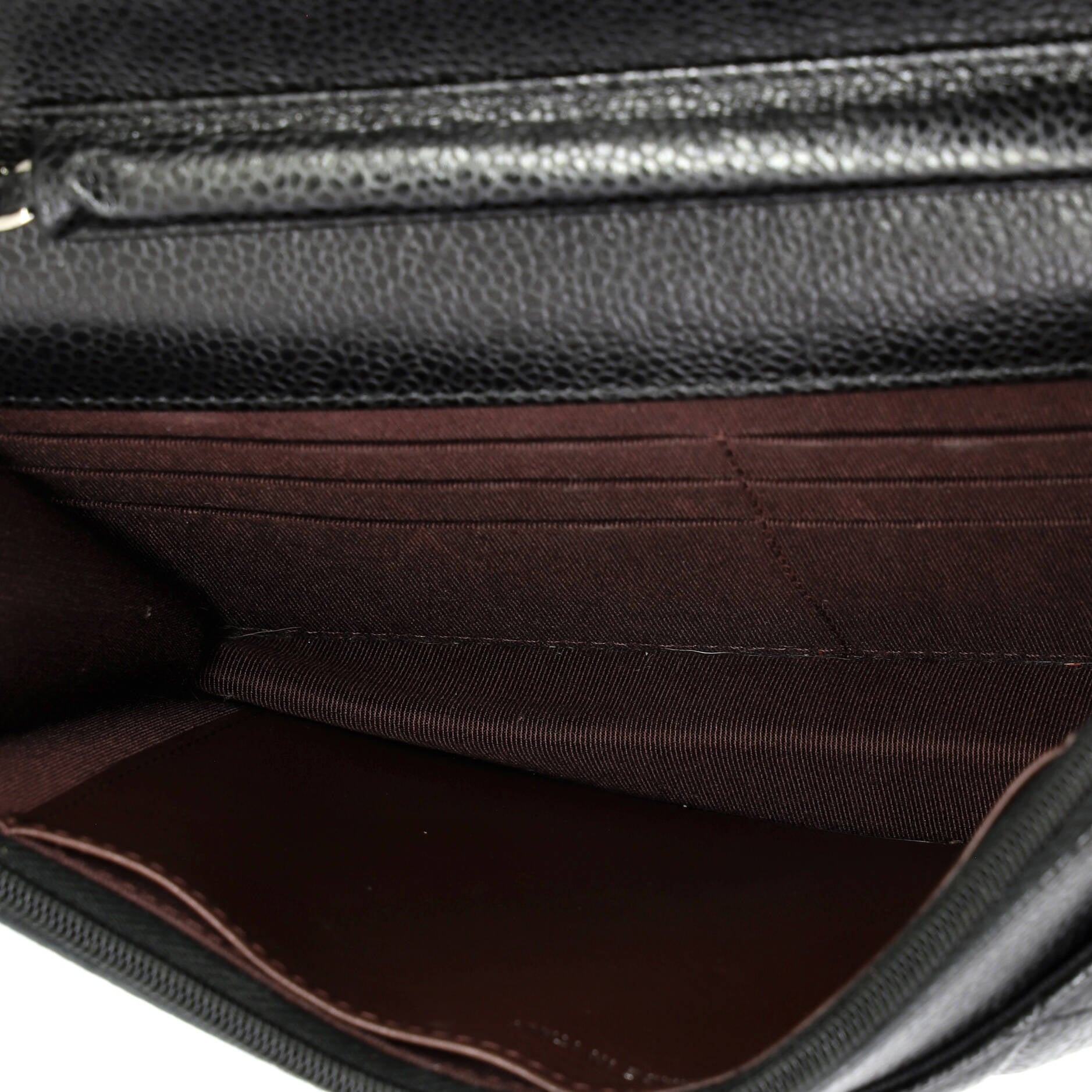 Wallet on Chain Quilted Caviar
