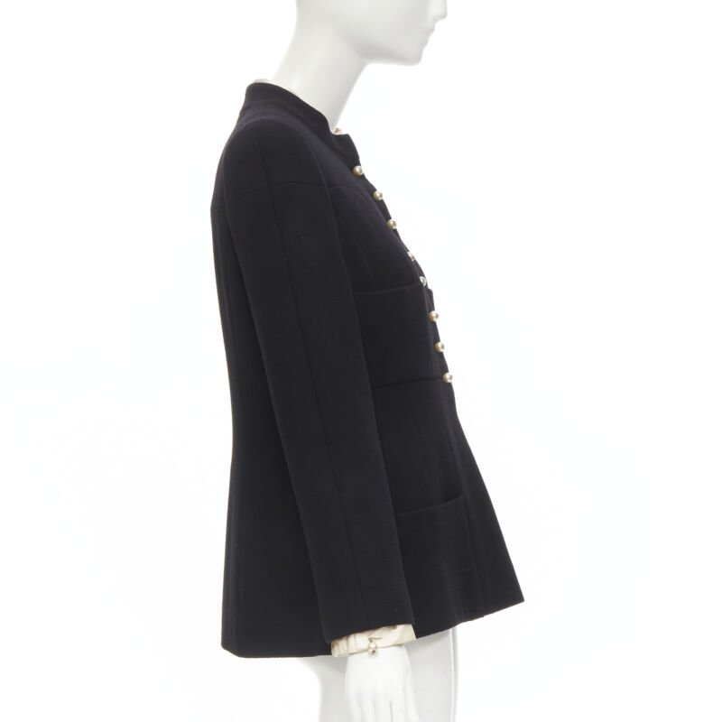 Women's Chanel wool pearl buttons paneled pocket jacket