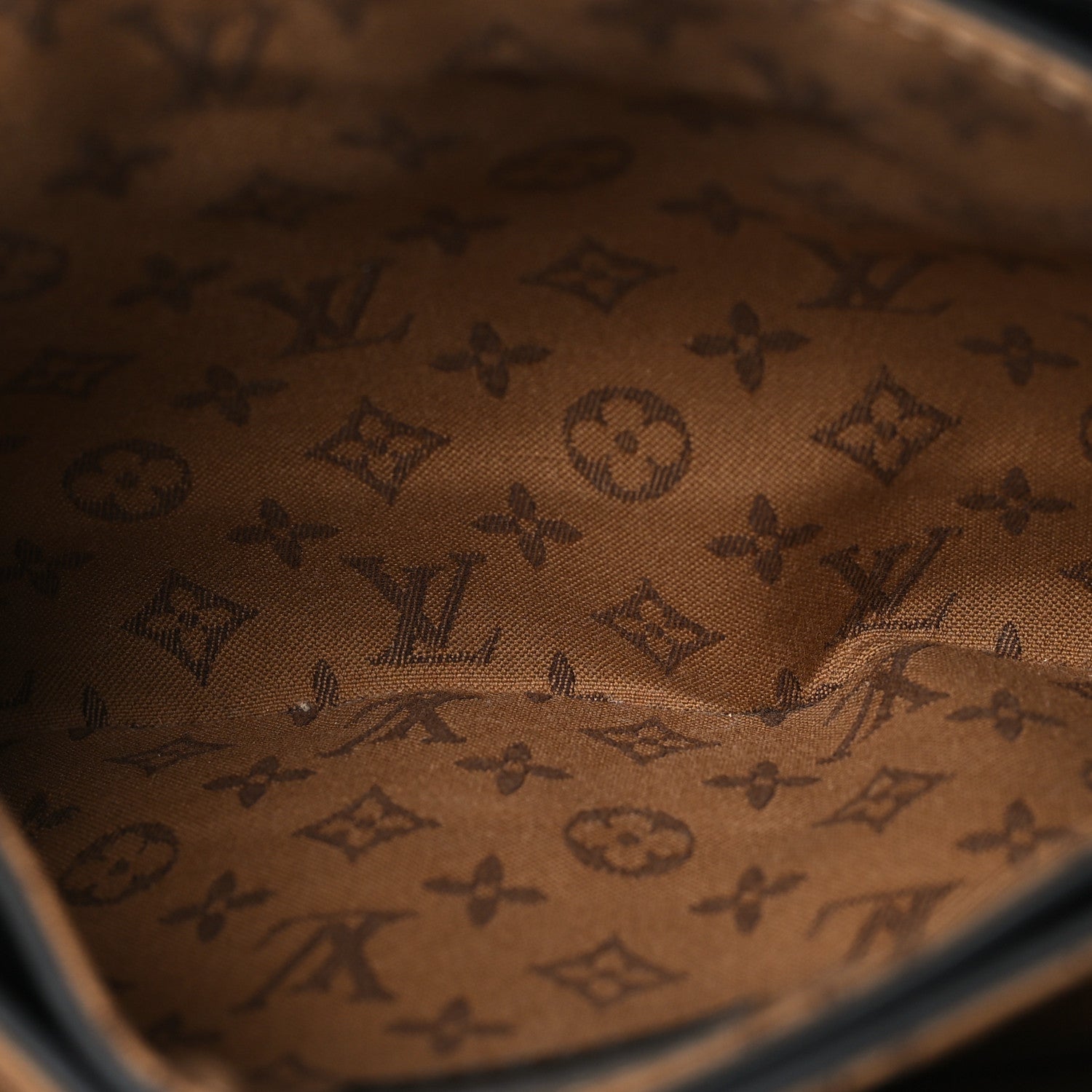 Calfskin Rendez-Vous Black