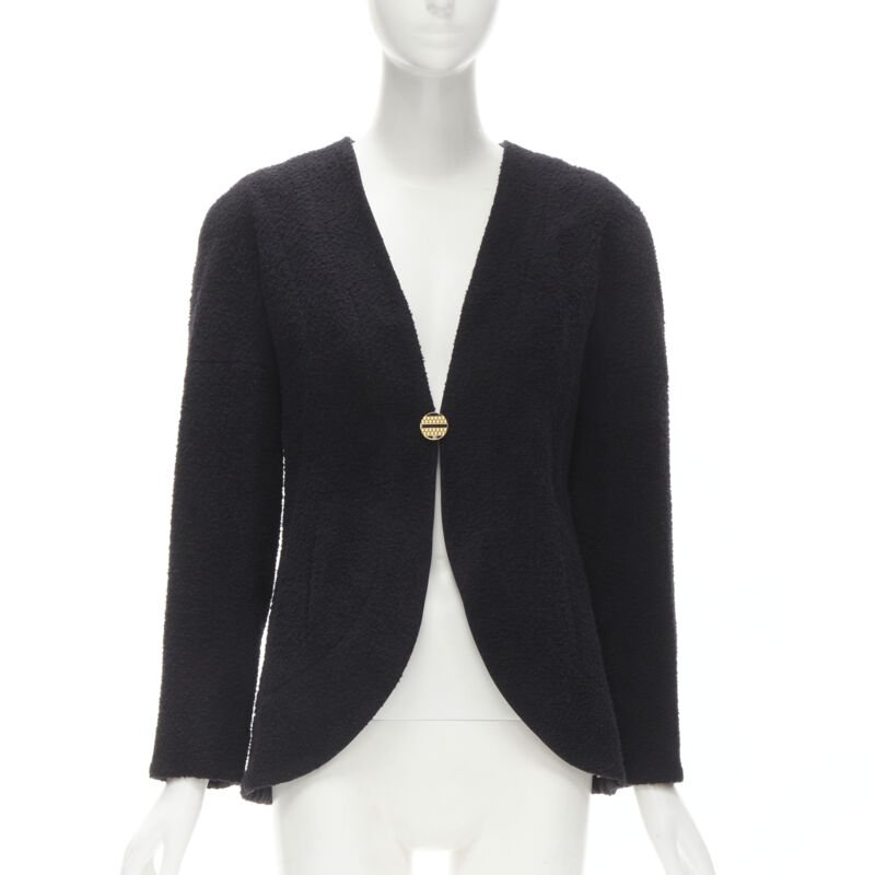 Women's Chanel wool boucle round shoulder on jacket