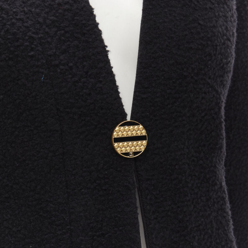 Women's Chanel wool boucle round shoulder on jacket