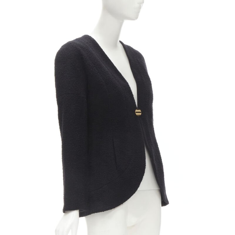 Women's Chanel wool boucle round shoulder on jacket
