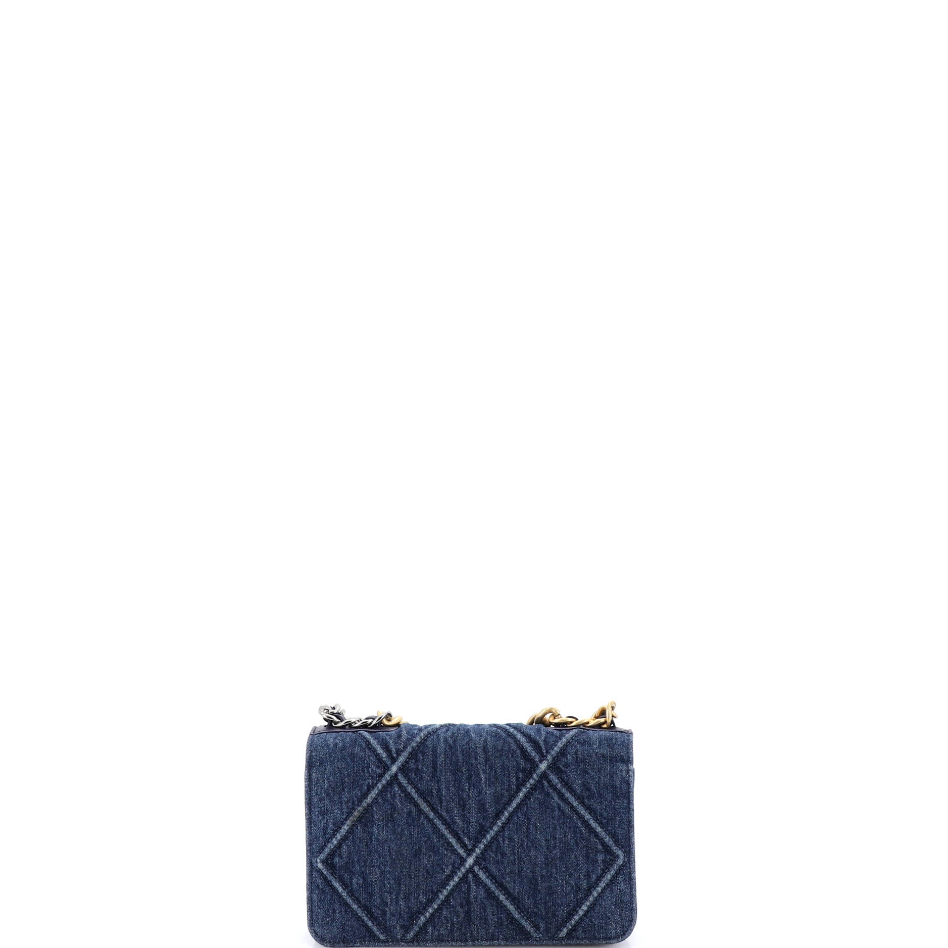19 Wallet on Chain Quilted Denim