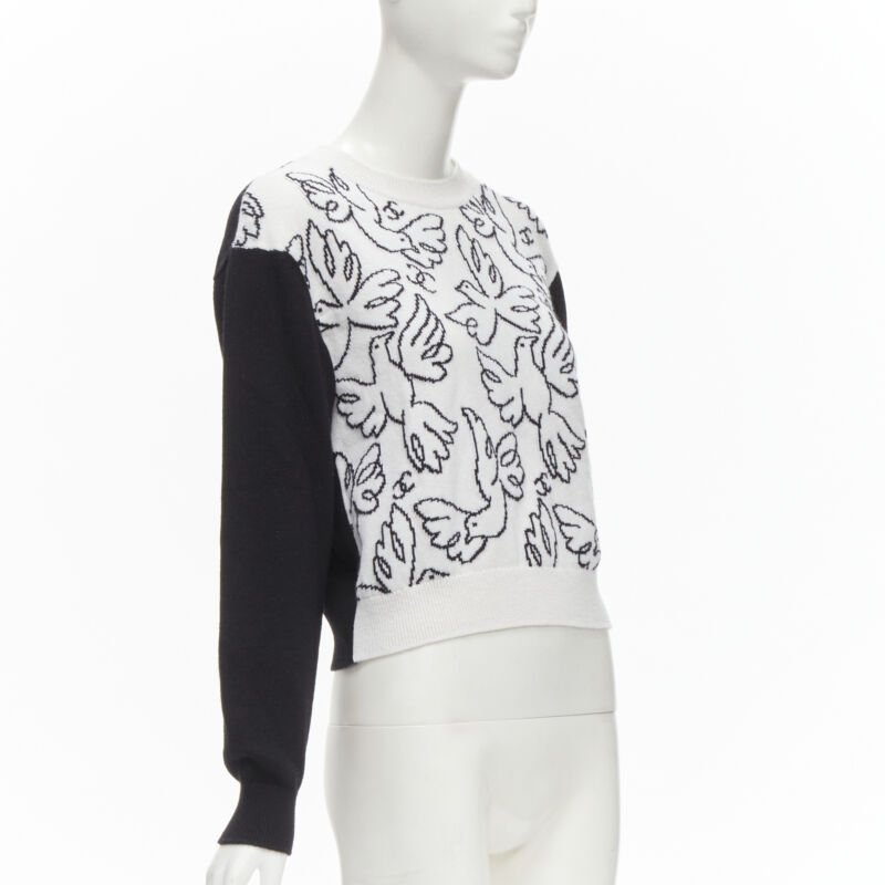 Women's Chanel cashmere Dove bird CC pullover sweater