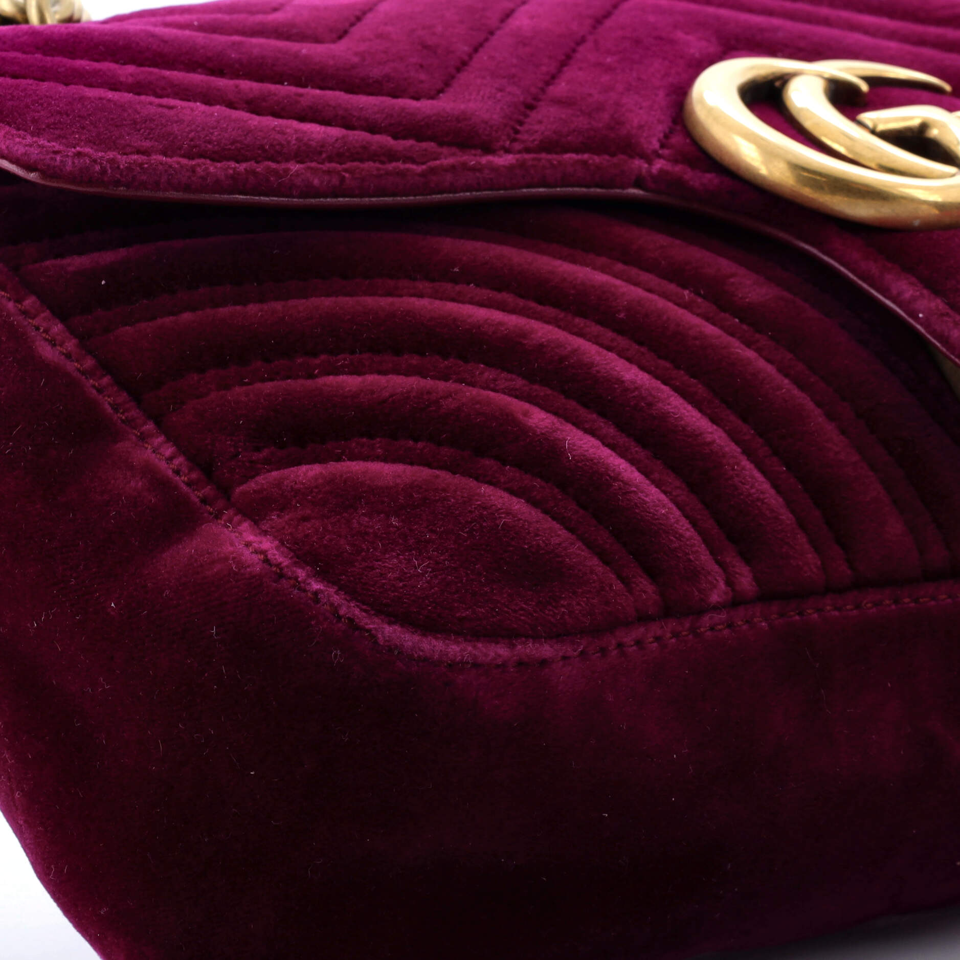 GG Marmont Flap Bag Matelasse Velvet Small