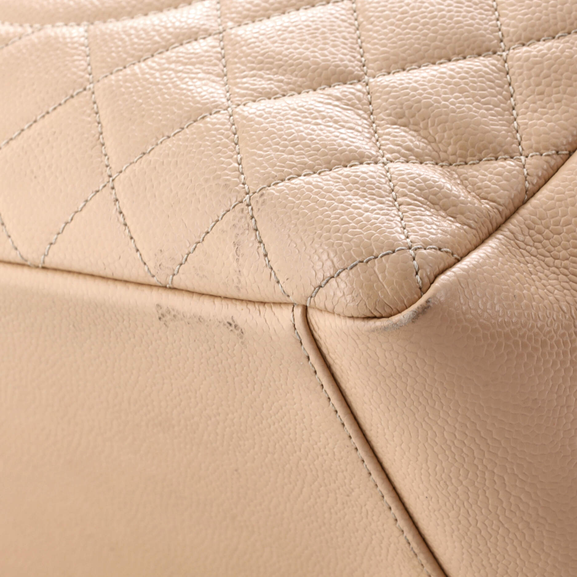 Grand Shopping Tote Quilted Caviar