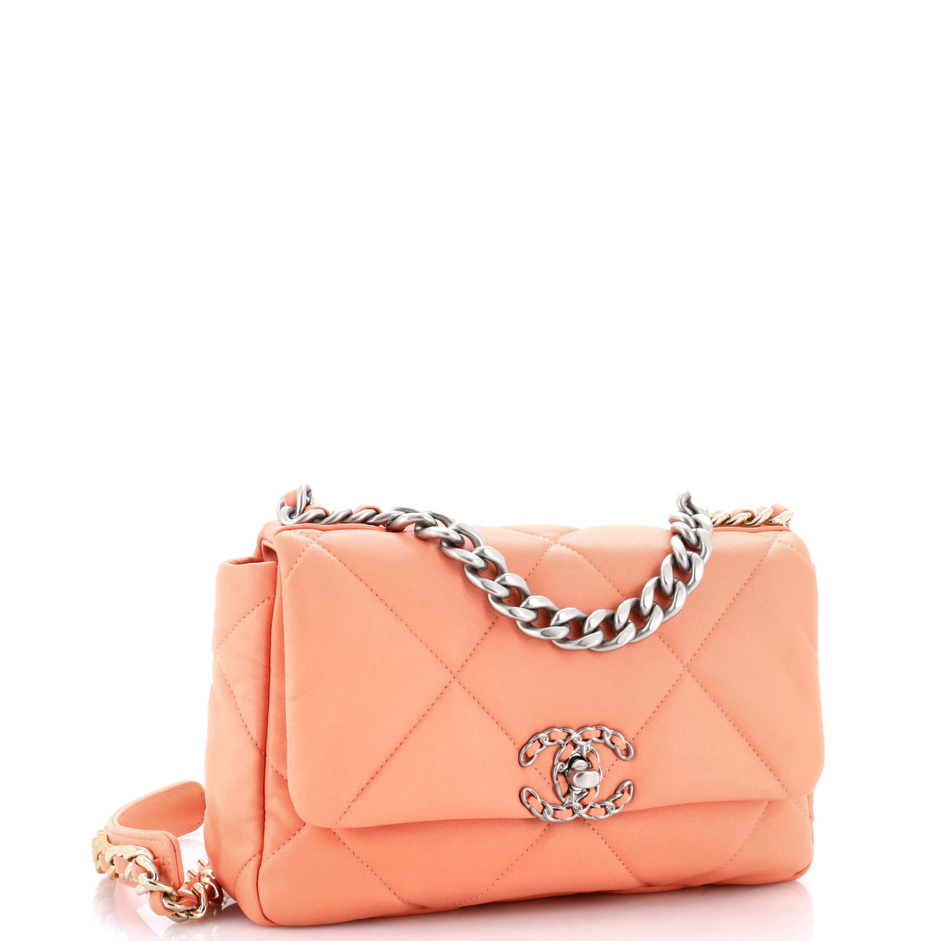 19 Flap Bag Quilted Leather Medium
