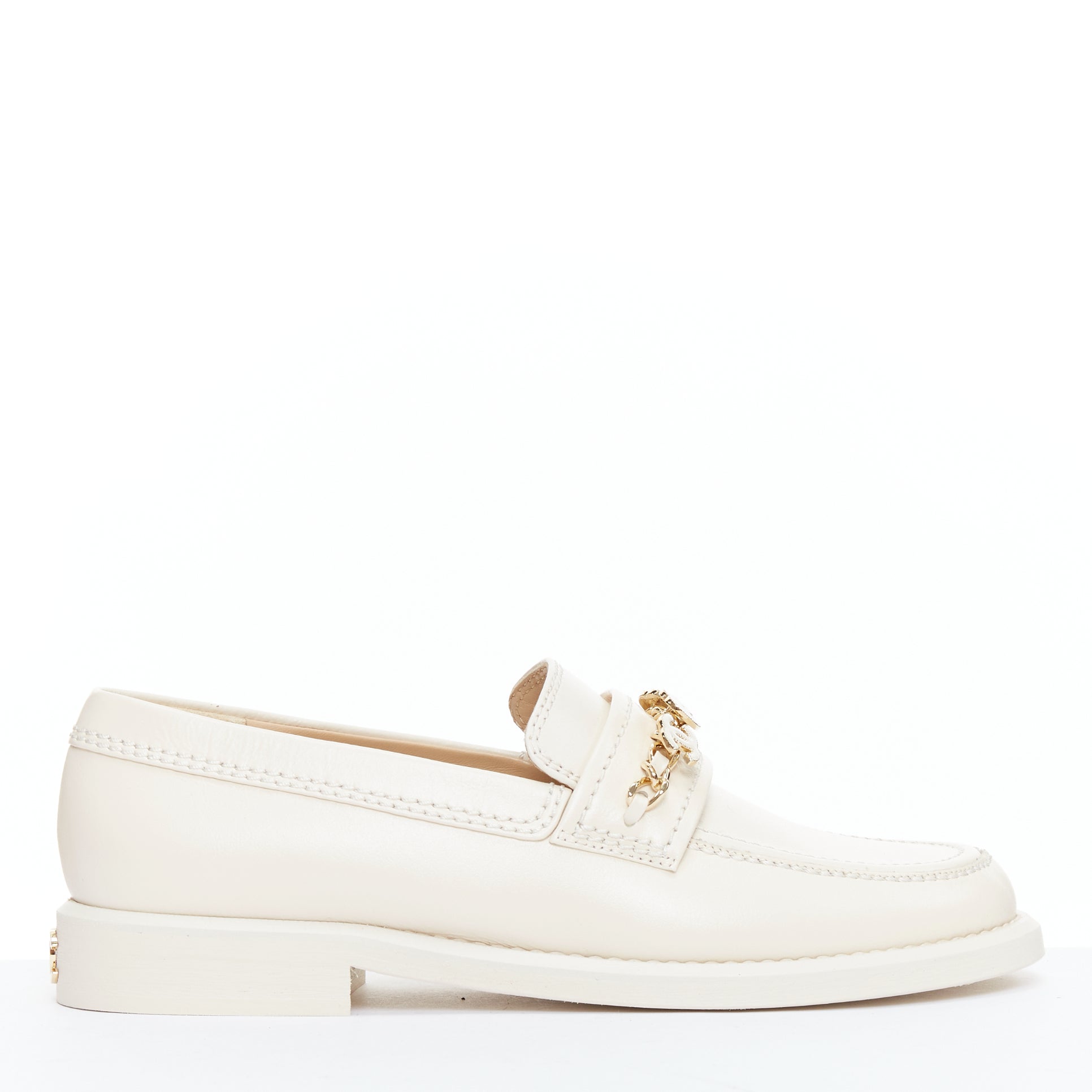 Women's Chanel CC Heart Flower Charm Chain Leather Loafers