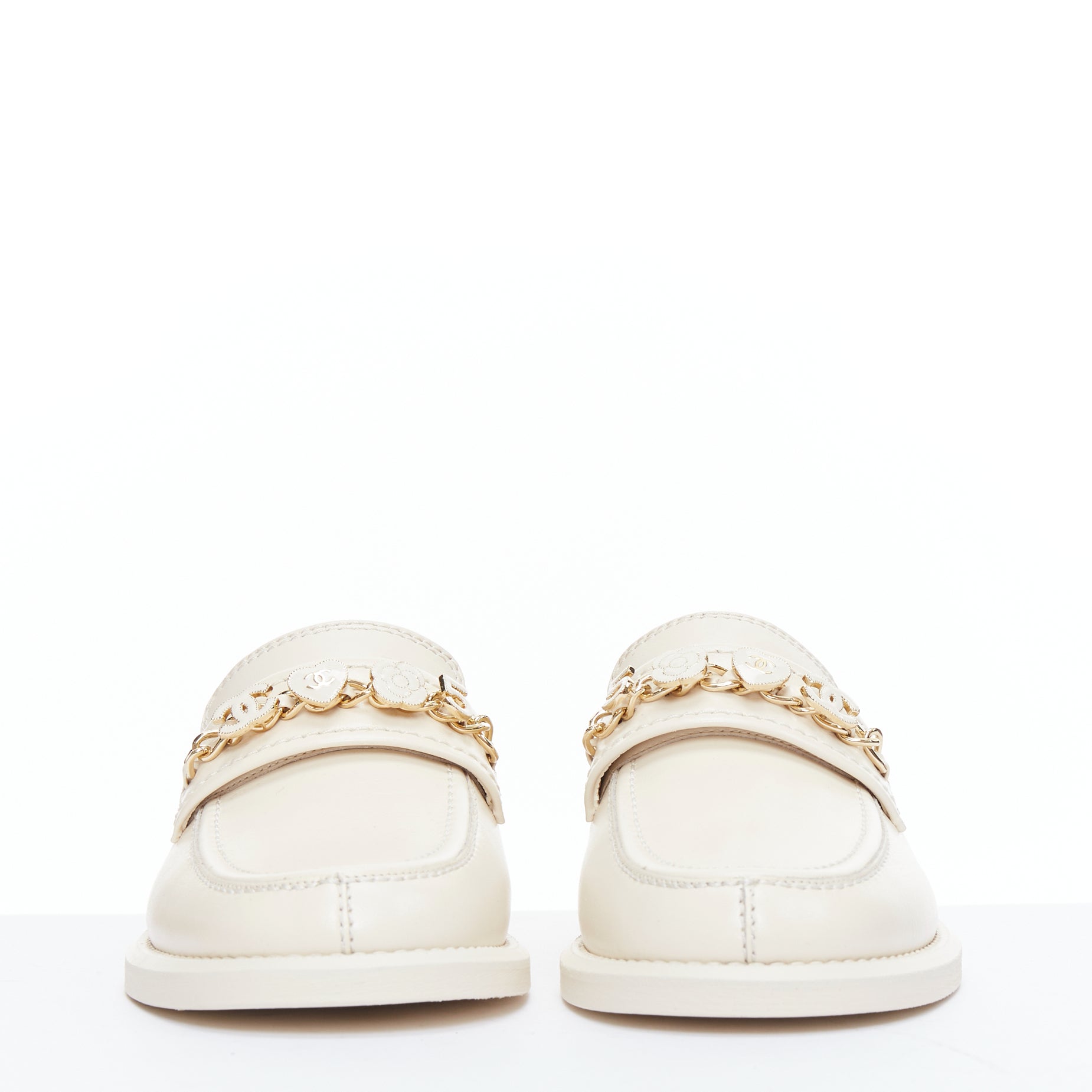 Women's Chanel CC Heart Flower Charm Chain Leather Loafers