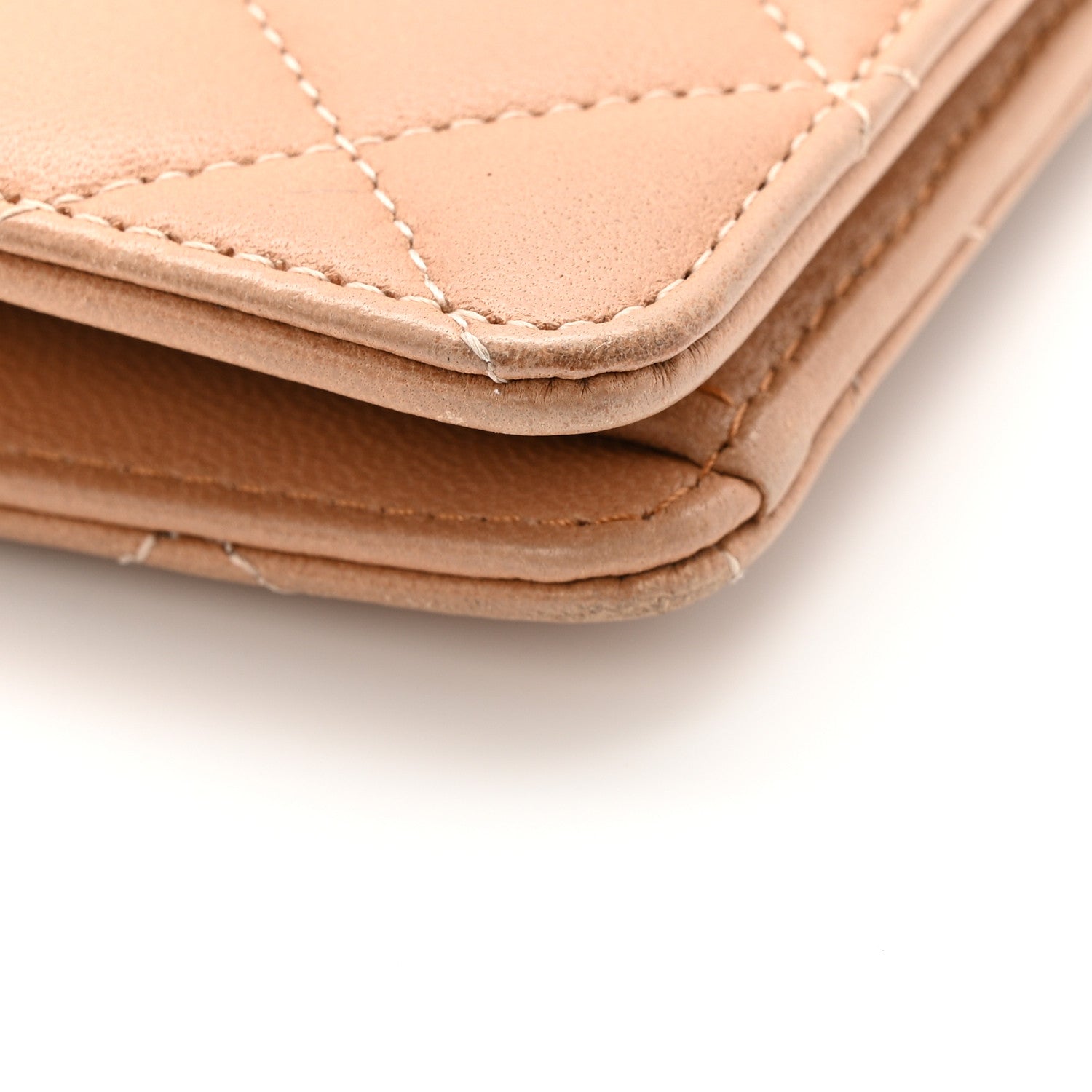 Lambskin Quilted Yen Wallet Beige