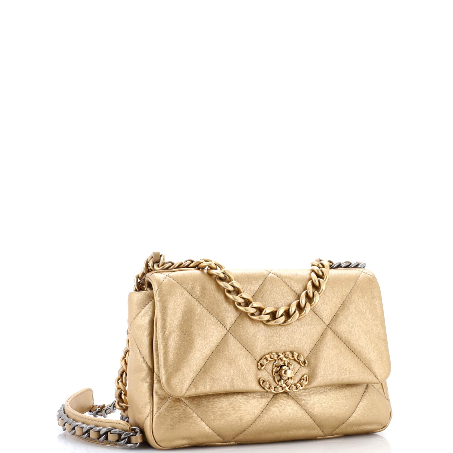 19 Flap Bag Quilted Leather Medium