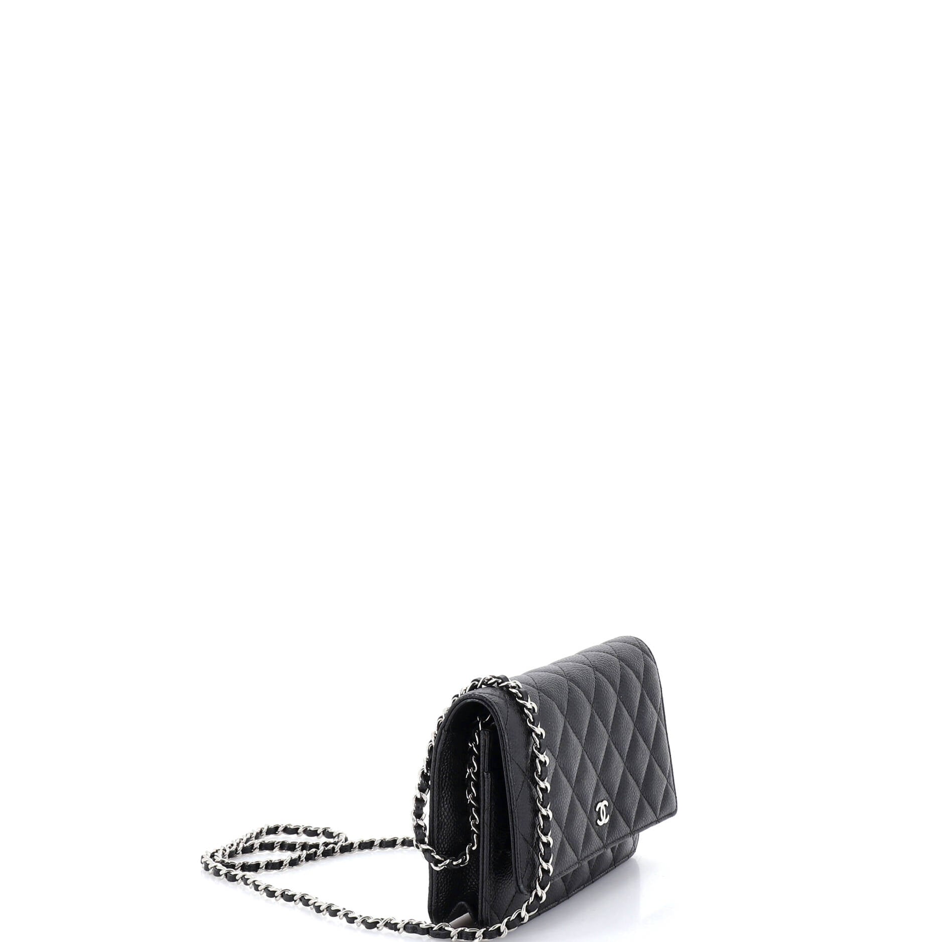 Wallet on Chain Quilted Caviar