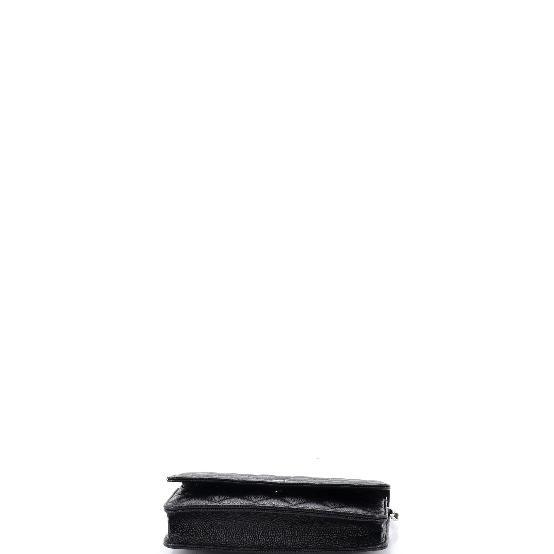 Wallet on Chain Quilted Caviar