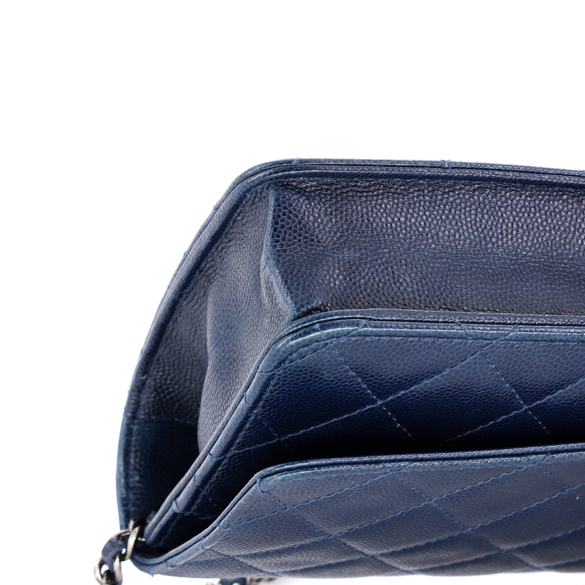 Wallet on Chain Quilted Caviar