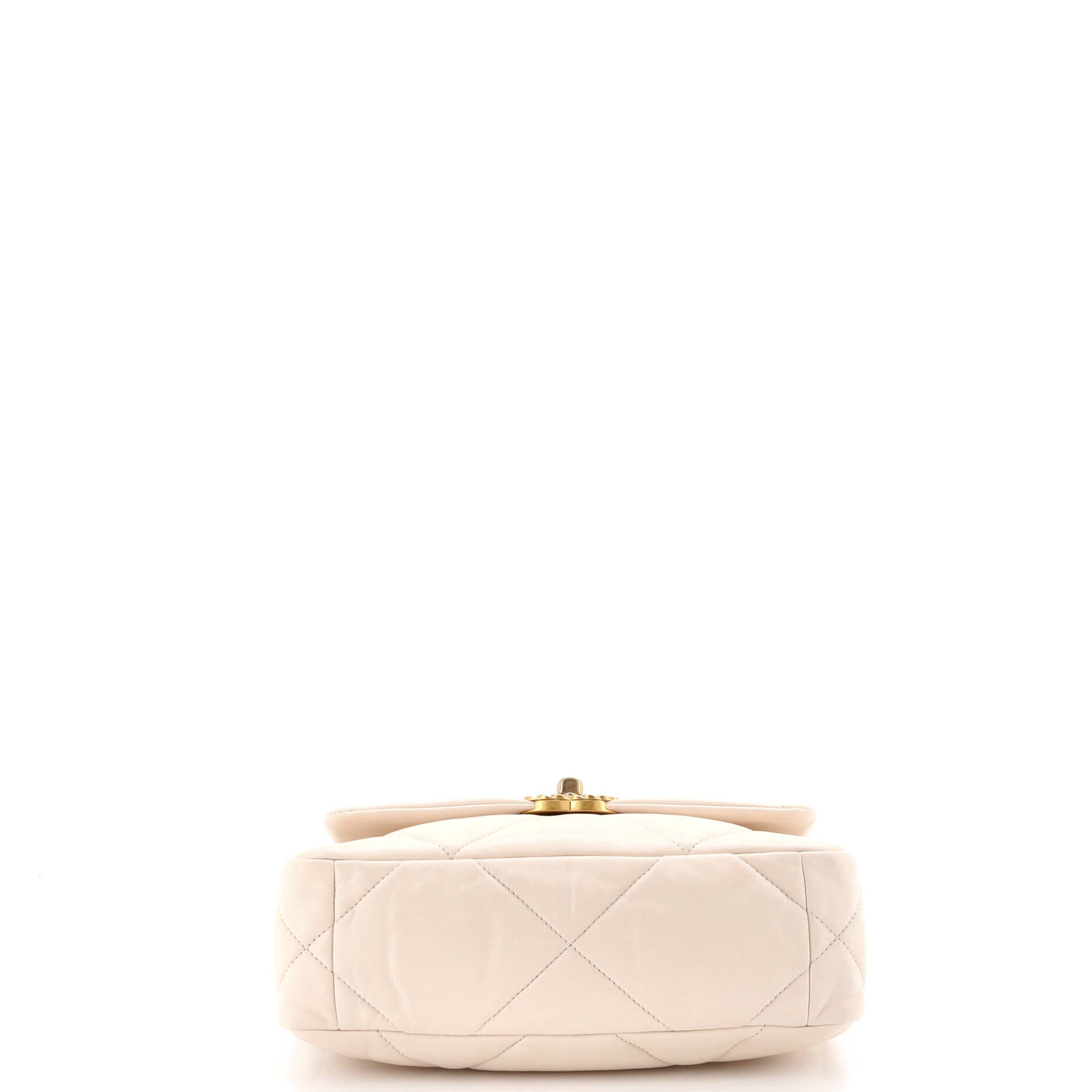 19 Flap Bag Quilted Leather Medium