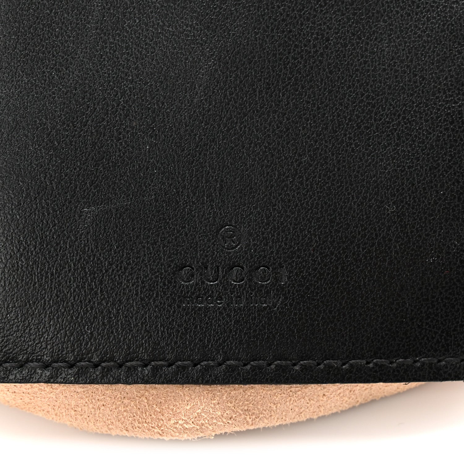 Calfskin Matelasse Mini GG Marmont 2.0 Bucket Bag Black