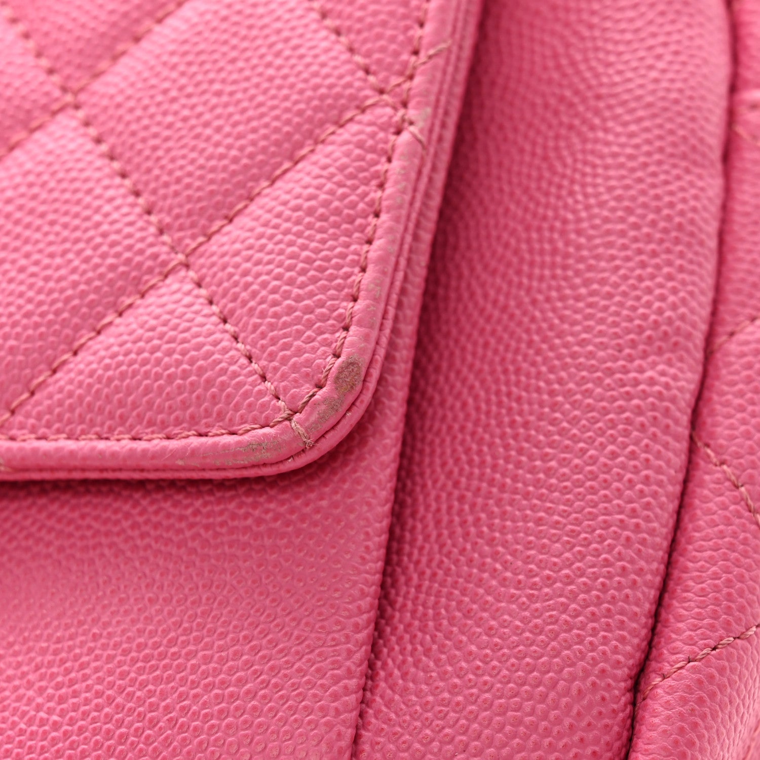 Caviar Quilted CC Day Camera Case Pink