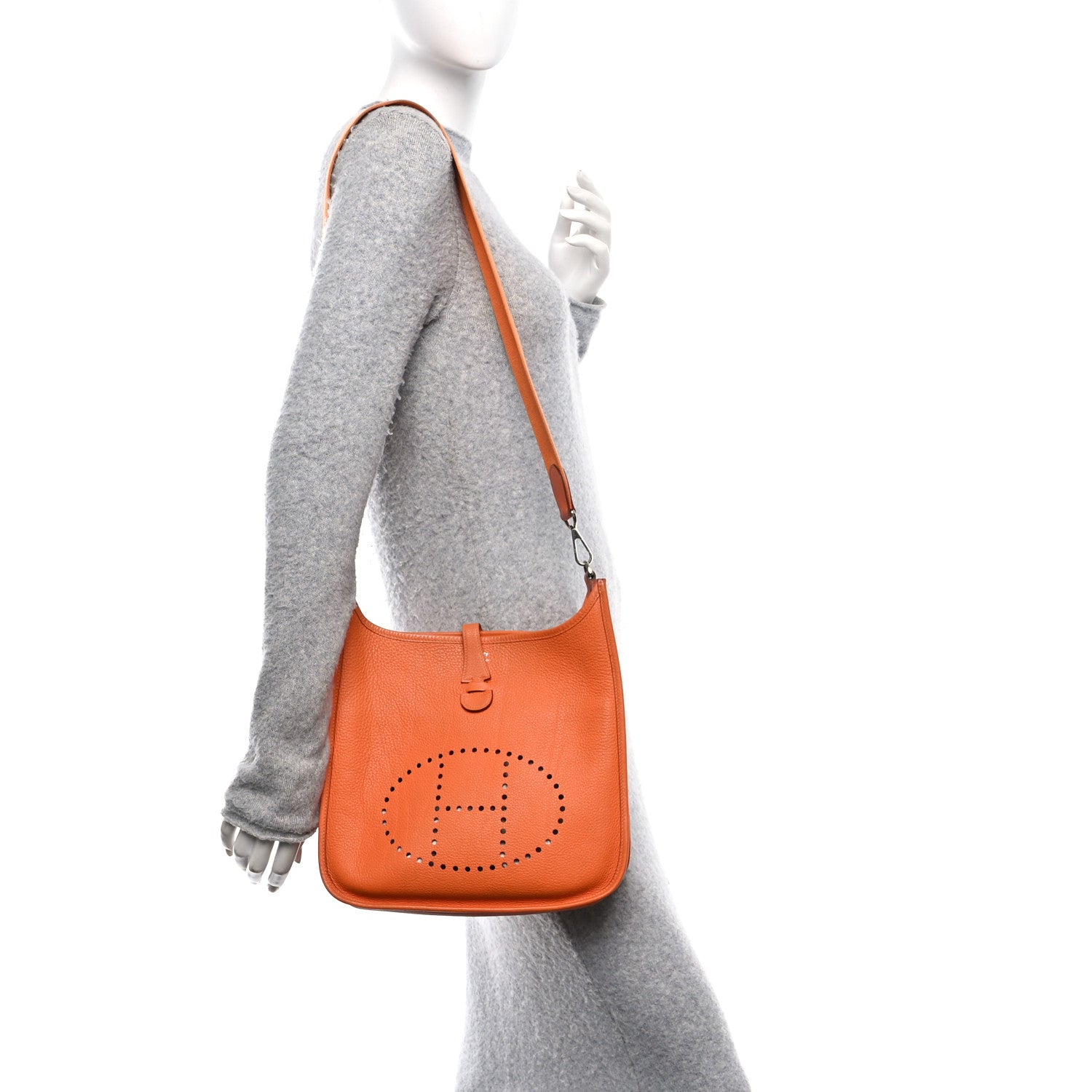 Taurillon Clemence Evelyne PM Orange