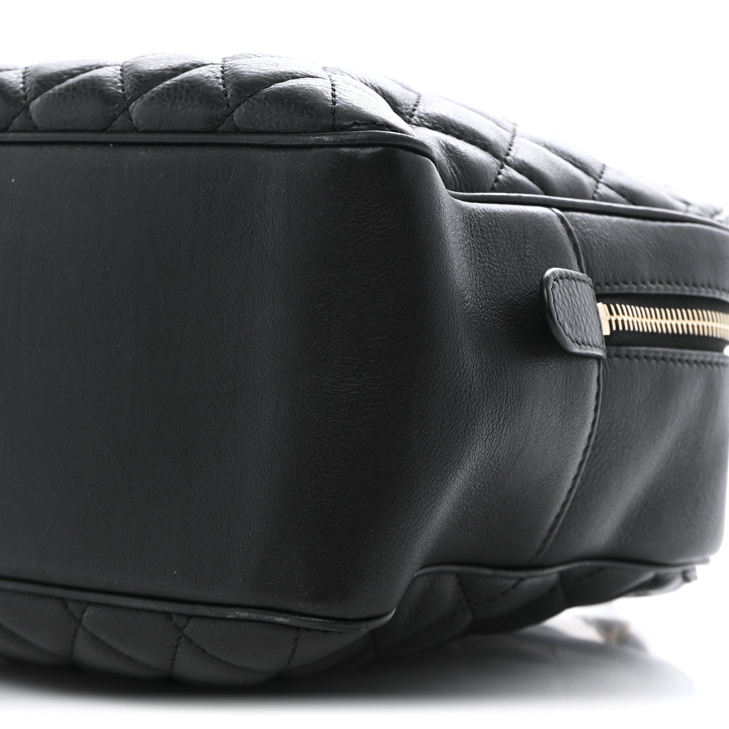 Calfskin Quilted CC Medium Vanity Case Black