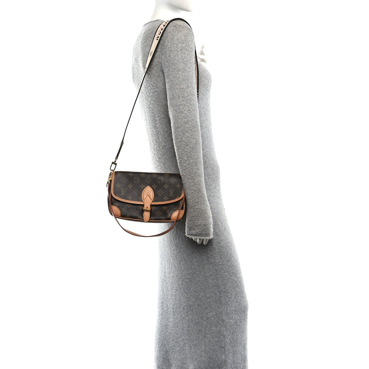 Monogram Diane Black