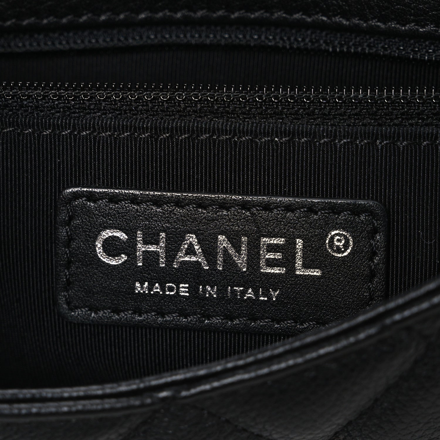 Calfskin Quilted Casual Pocket Messenger Flap Black