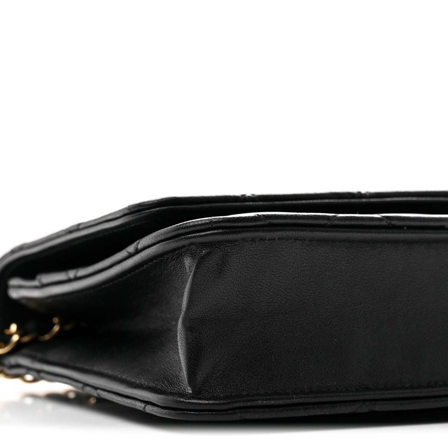 Lambskin Quilted Wallet On Chain WOC Black