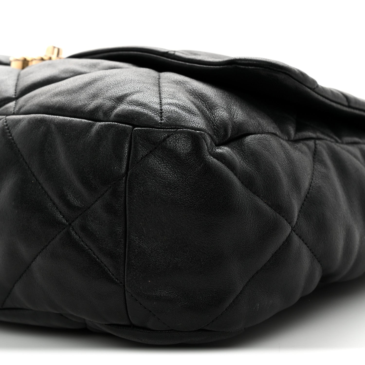 Goatskin Quilted Maxi Chanel 19 Flap Black