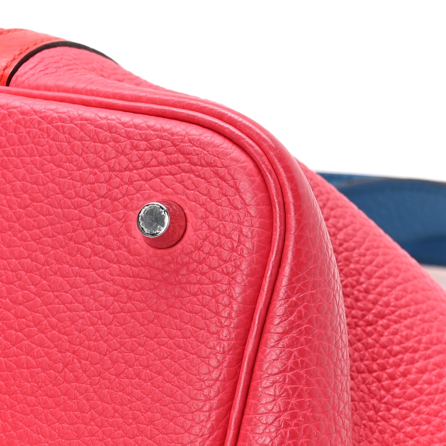 Taurillon Clemence Casaque Picotin Lock 22 MM Rouge De Coeur Rose Extreme Bleu Zanzibar