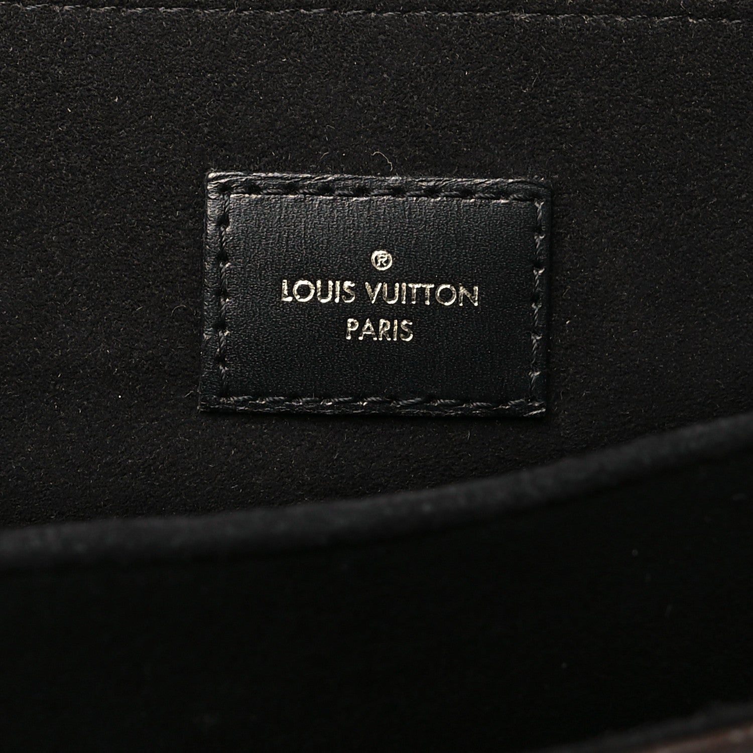 Reverse Monogram Pochette Metis