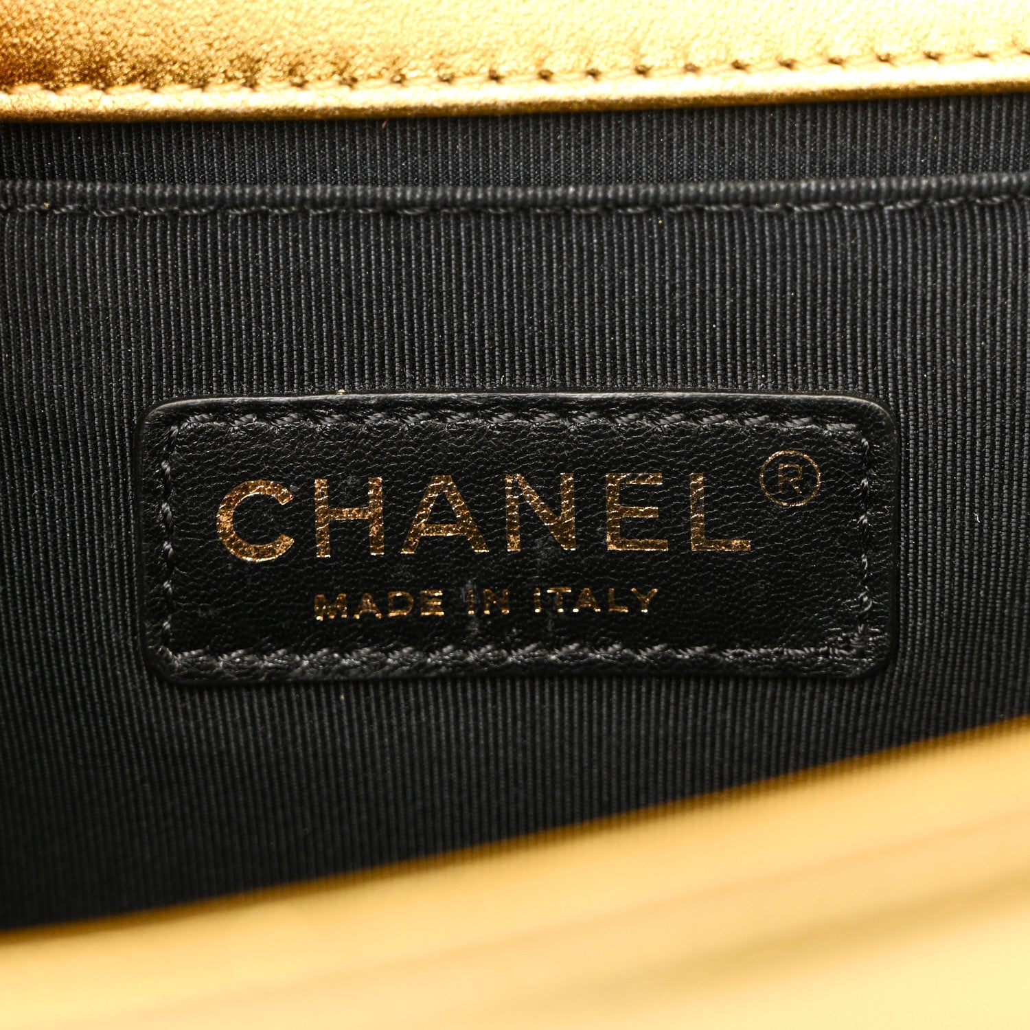 Metallic Patent Calfskin Quilted Medium Boy Flap Gold