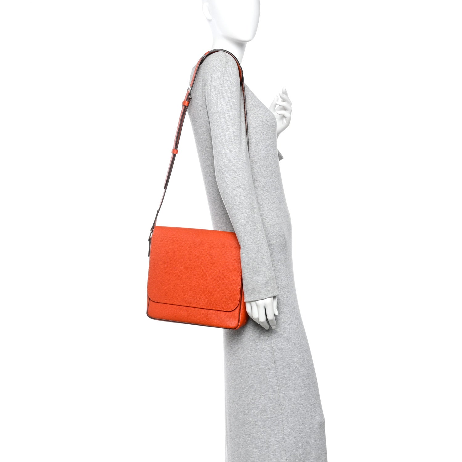 Taiga Roman PM Messenger Ambre