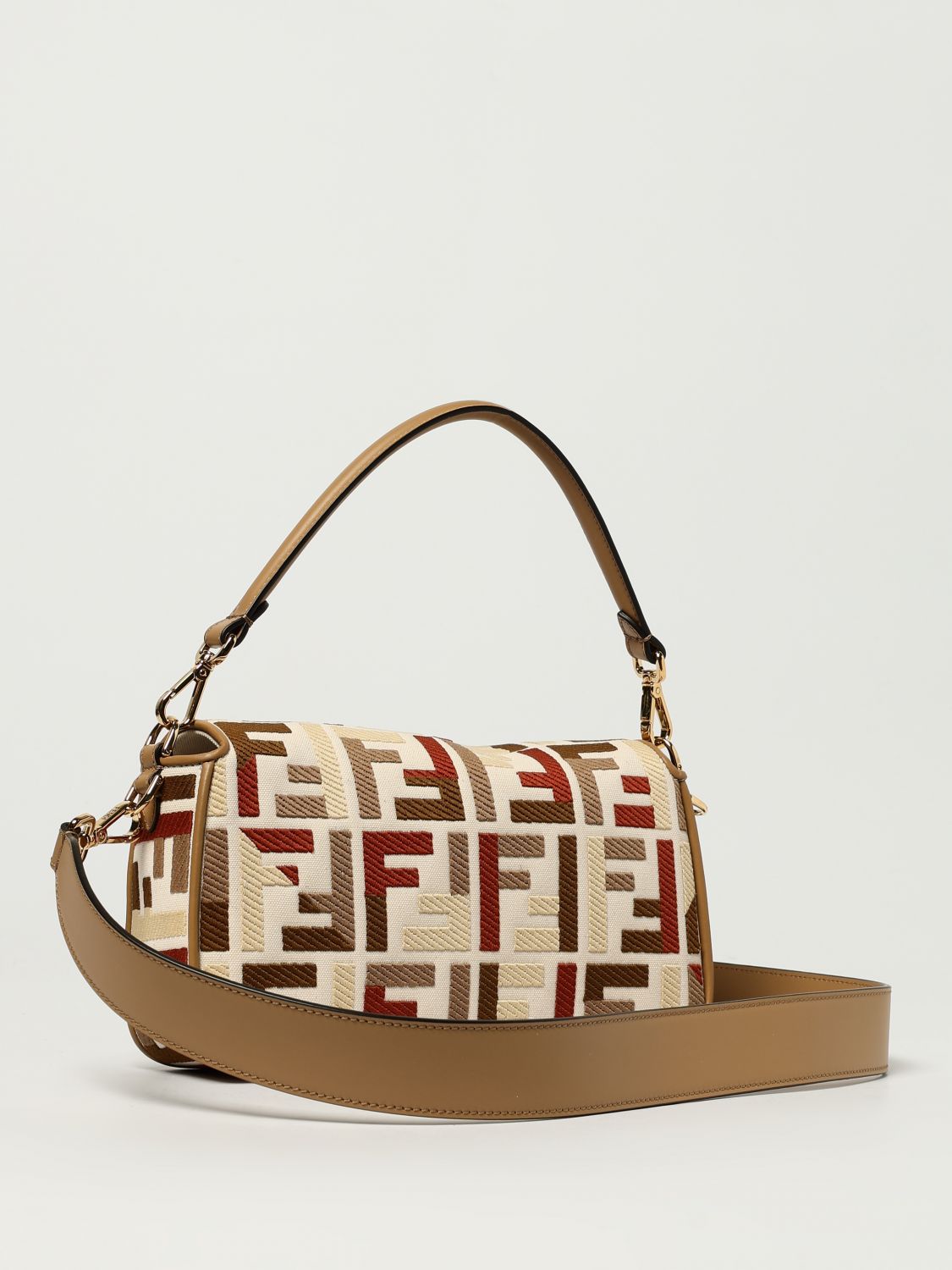 woman's shoulder bag