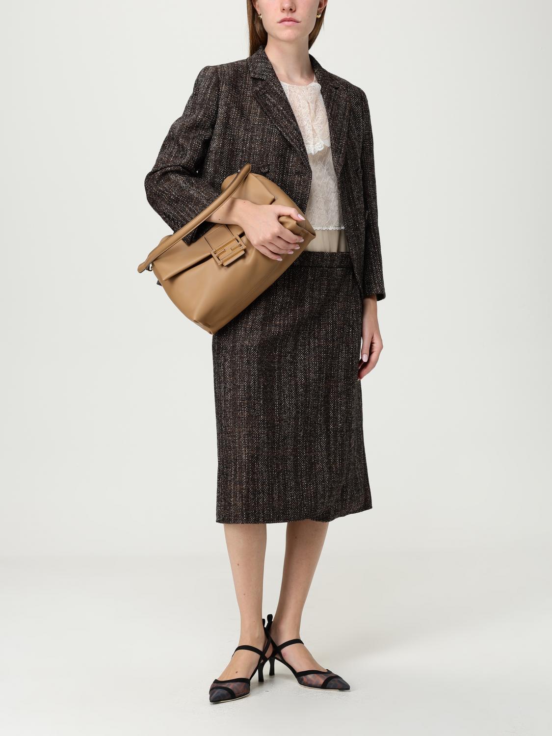 woman's shoulder bag